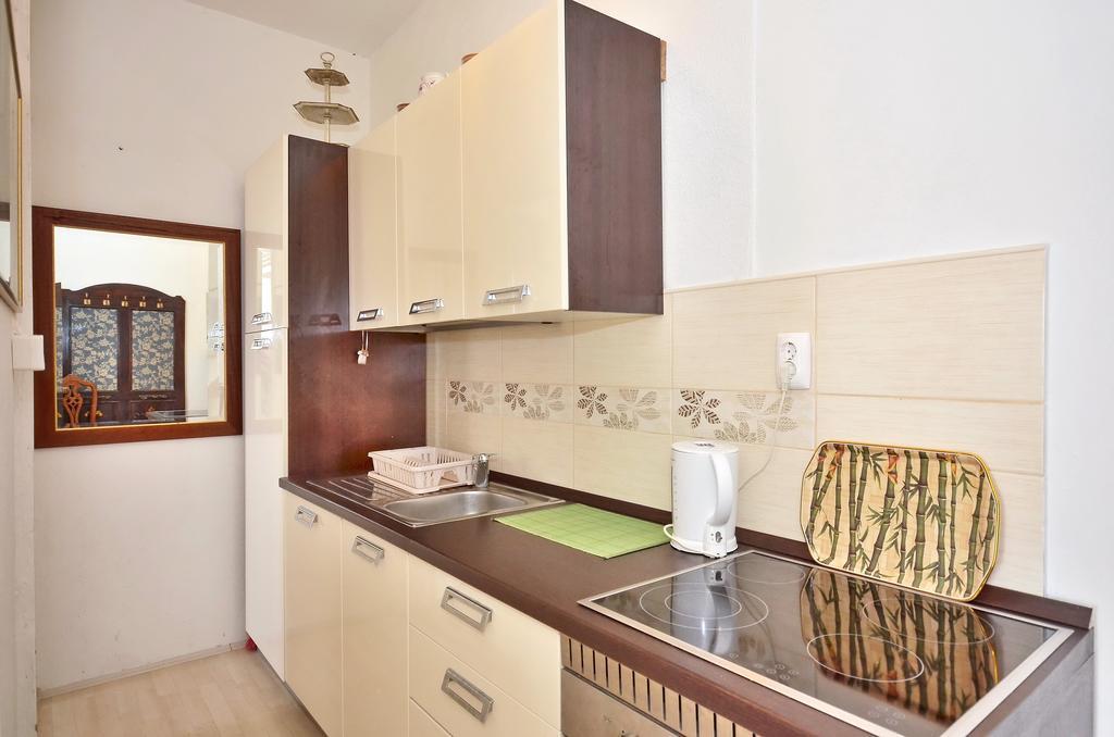 Apartment Pere S Mora Мимице Номер фото