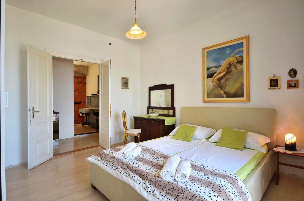 Apartment Pere S Mora Мимице Номер фото